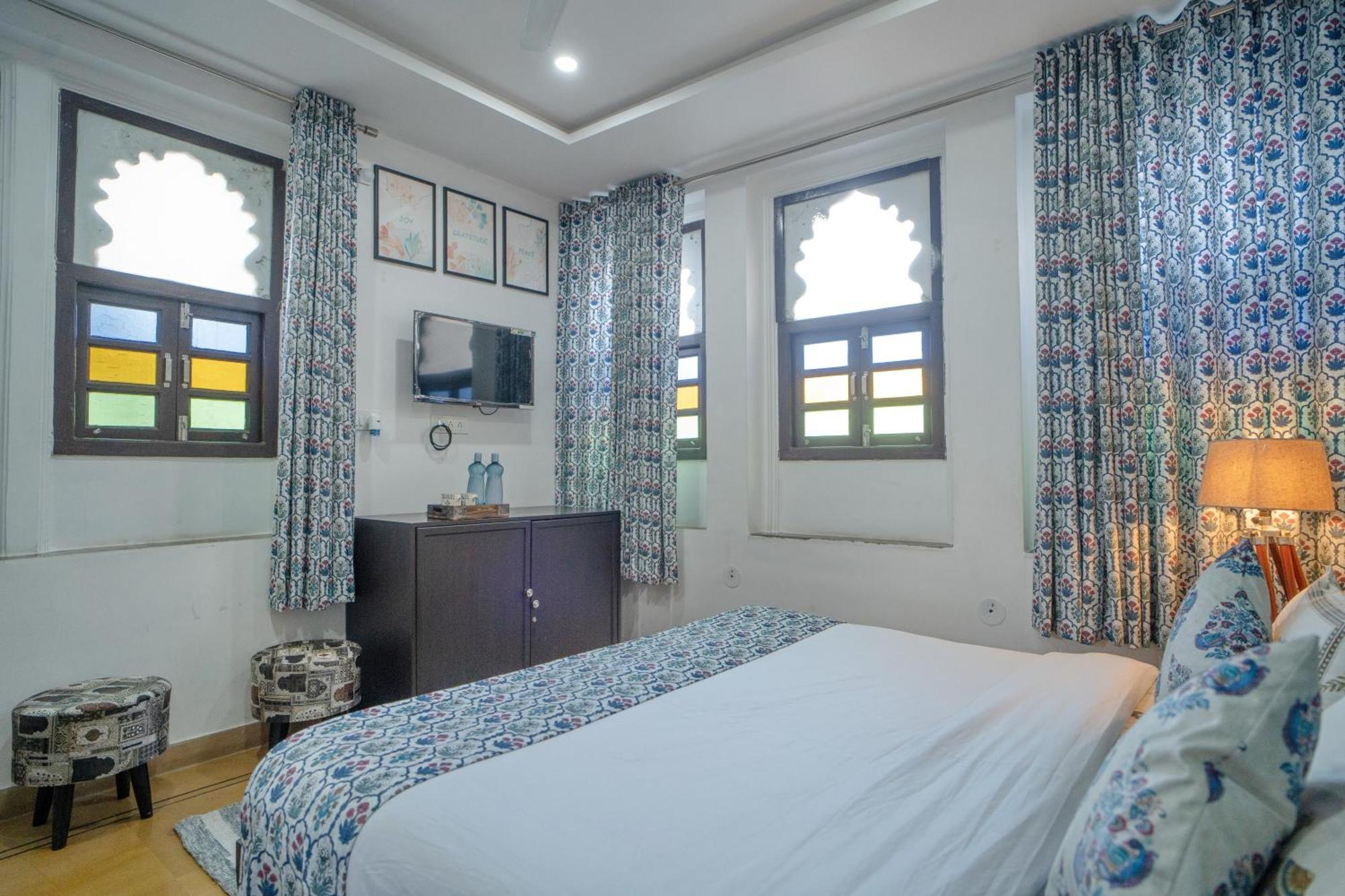 Footprint Hostel Удайпур Экстерьер фото
