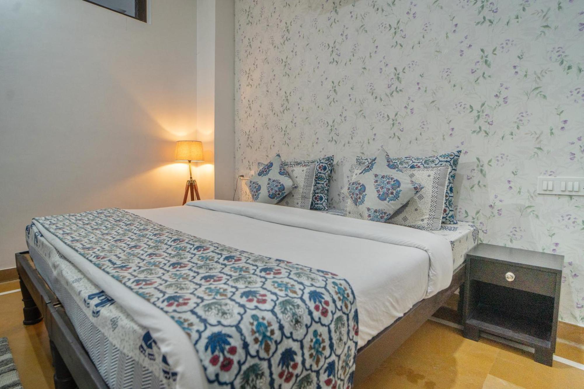 Footprint Hostel Удайпур Экстерьер фото