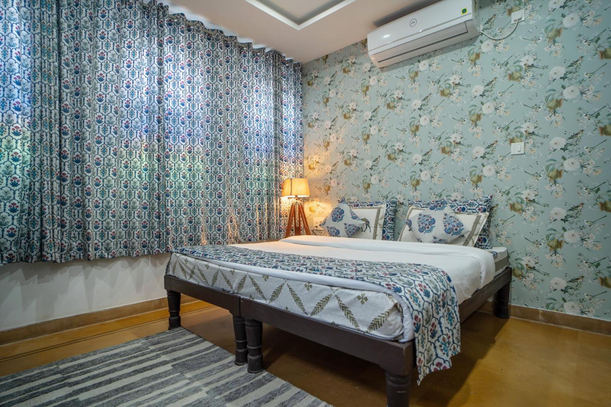 Footprint Hostel Удайпур Экстерьер фото