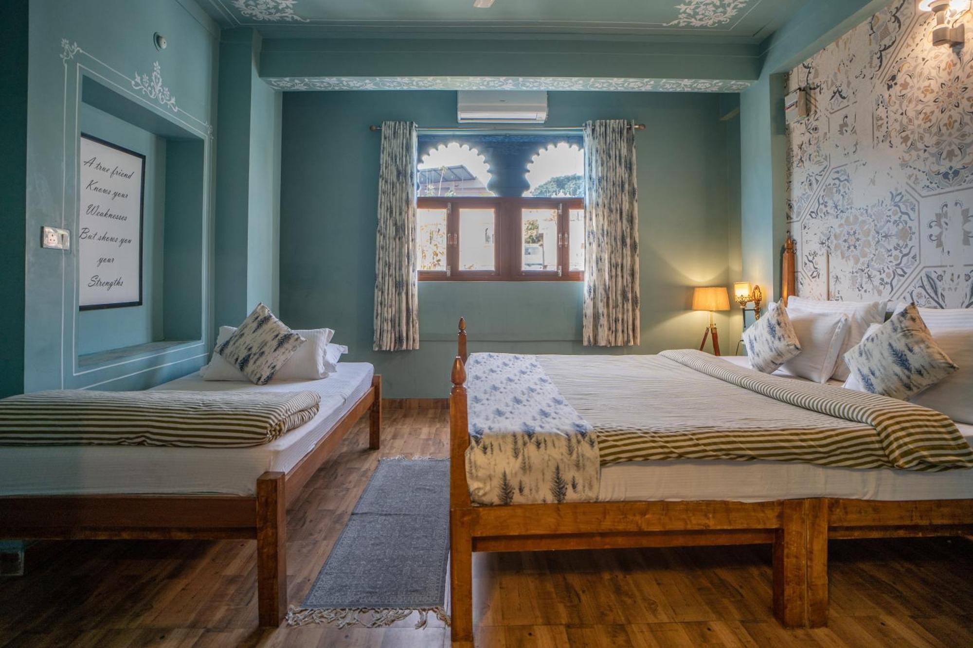 Footprint Hostel Удайпур Экстерьер фото