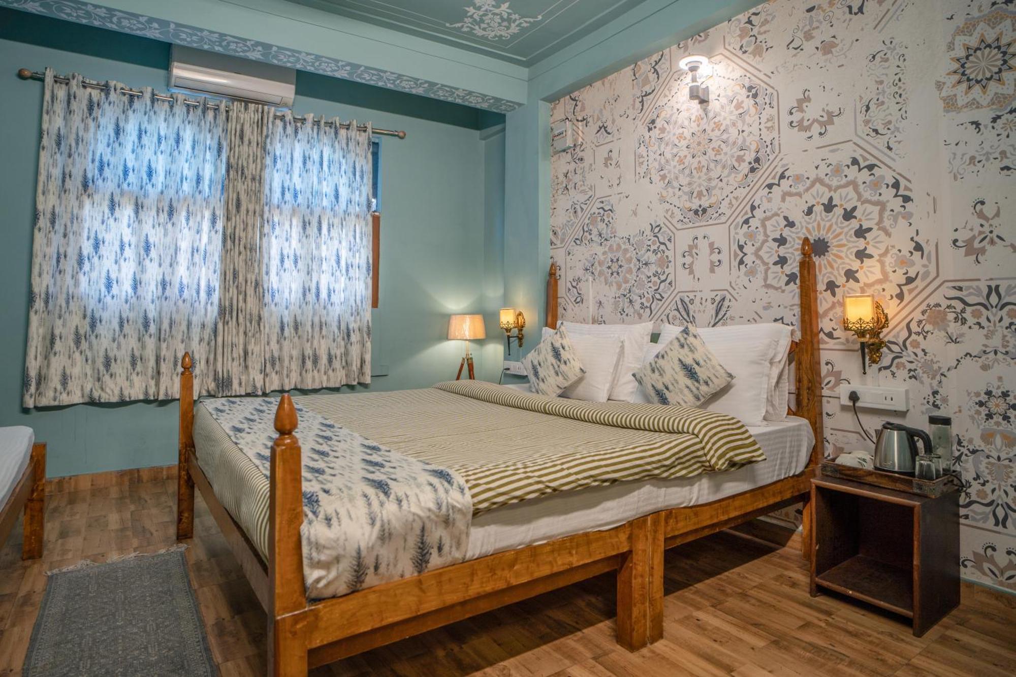 Footprint Hostel Удайпур Экстерьер фото