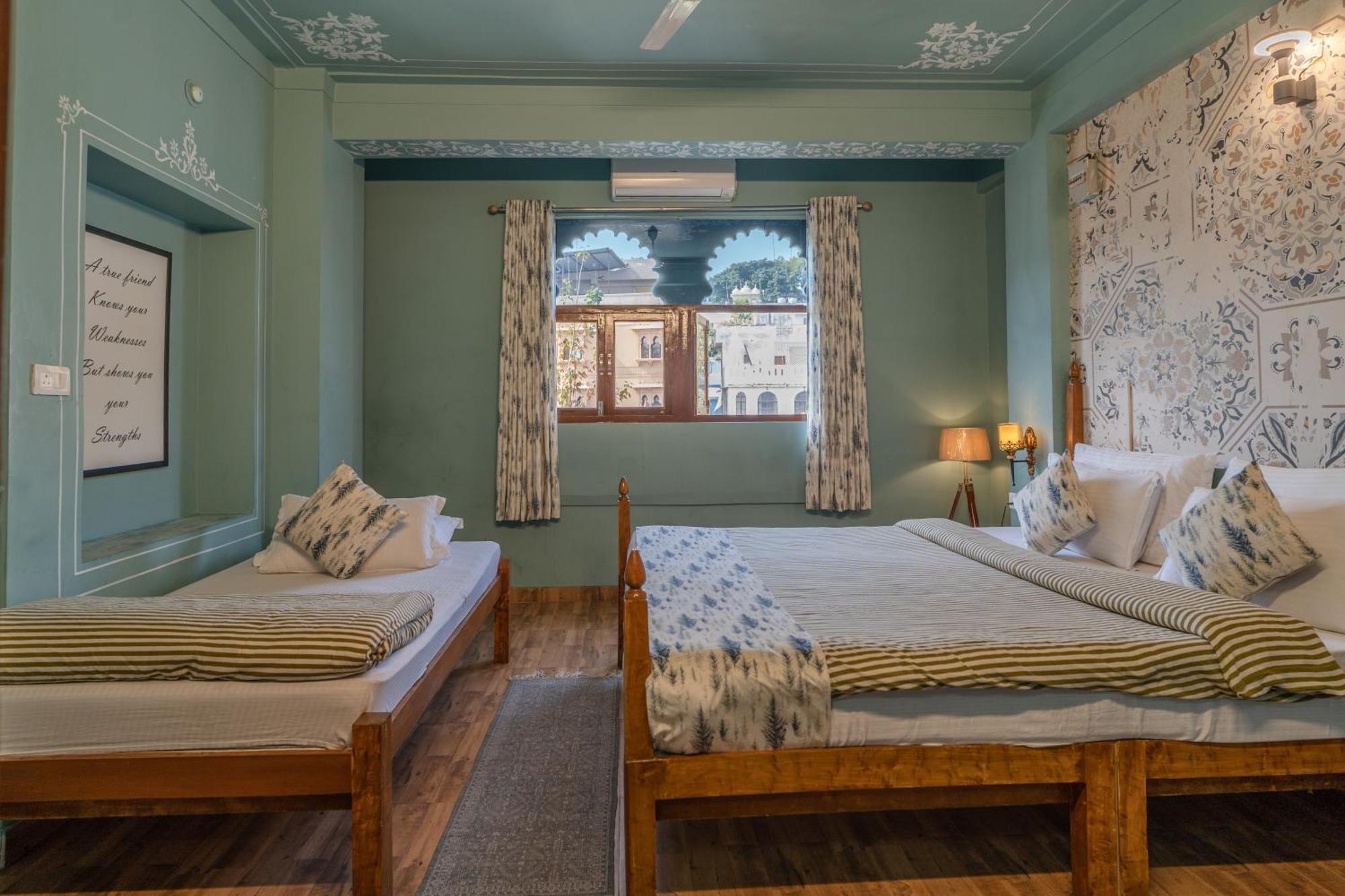 Footprint Hostel Удайпур Экстерьер фото