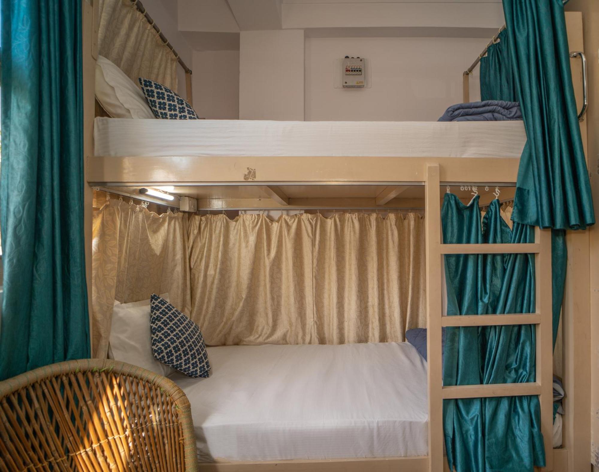 Footprint Hostel Удайпур Экстерьер фото
